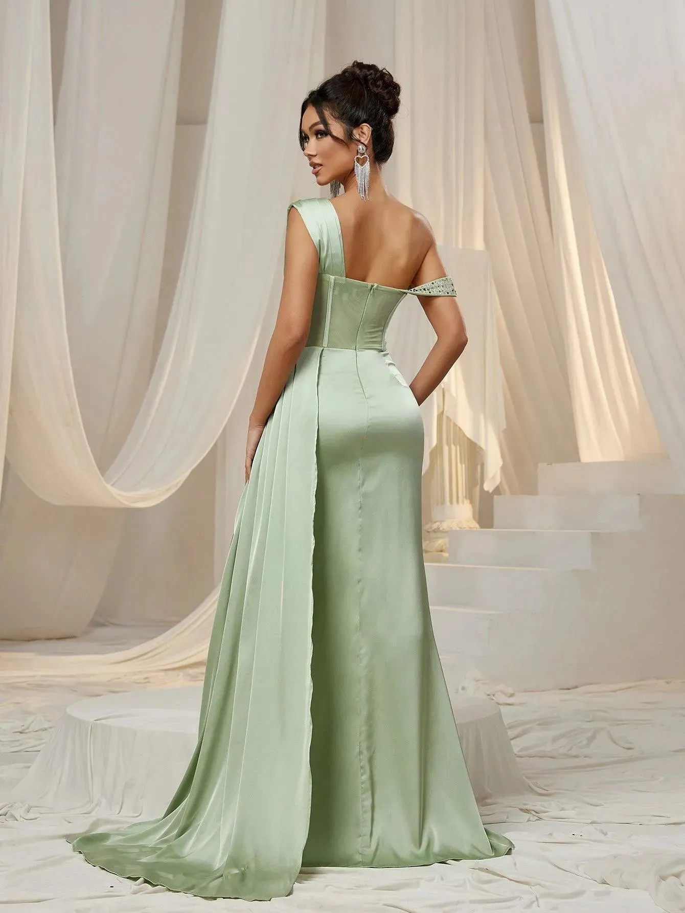 Asymmetrical Neck Split Thigh Satin Mermaid Dress