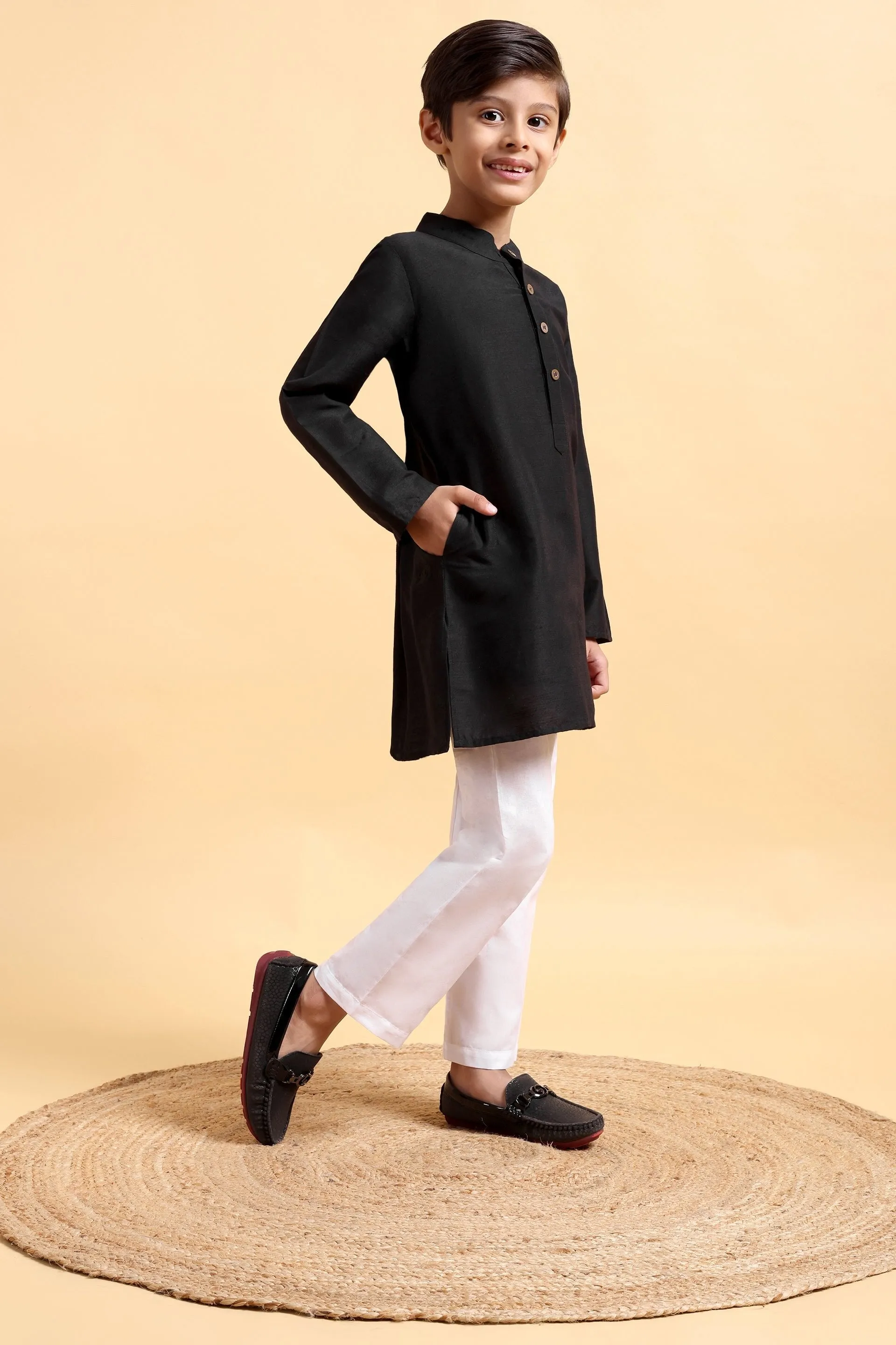 Boys Black Cotton Silk Kurta & Pajama