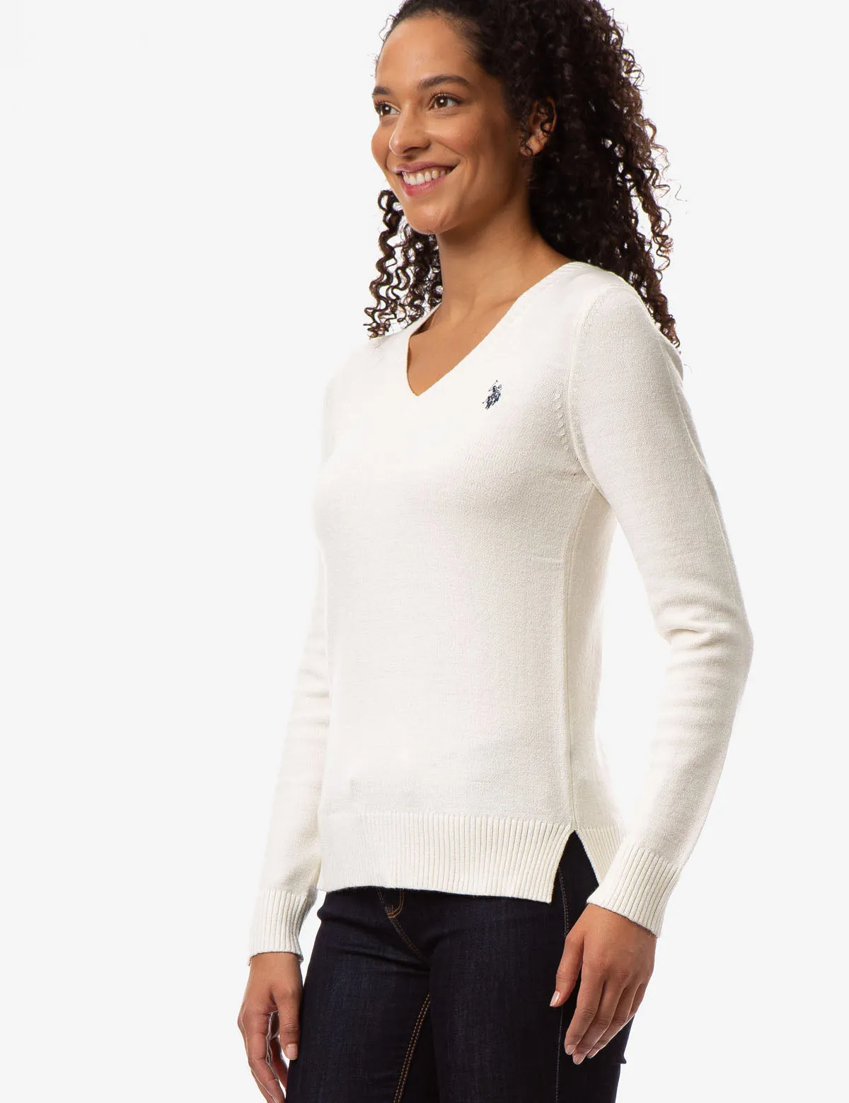 CLASSIC V-NECK SWEATER