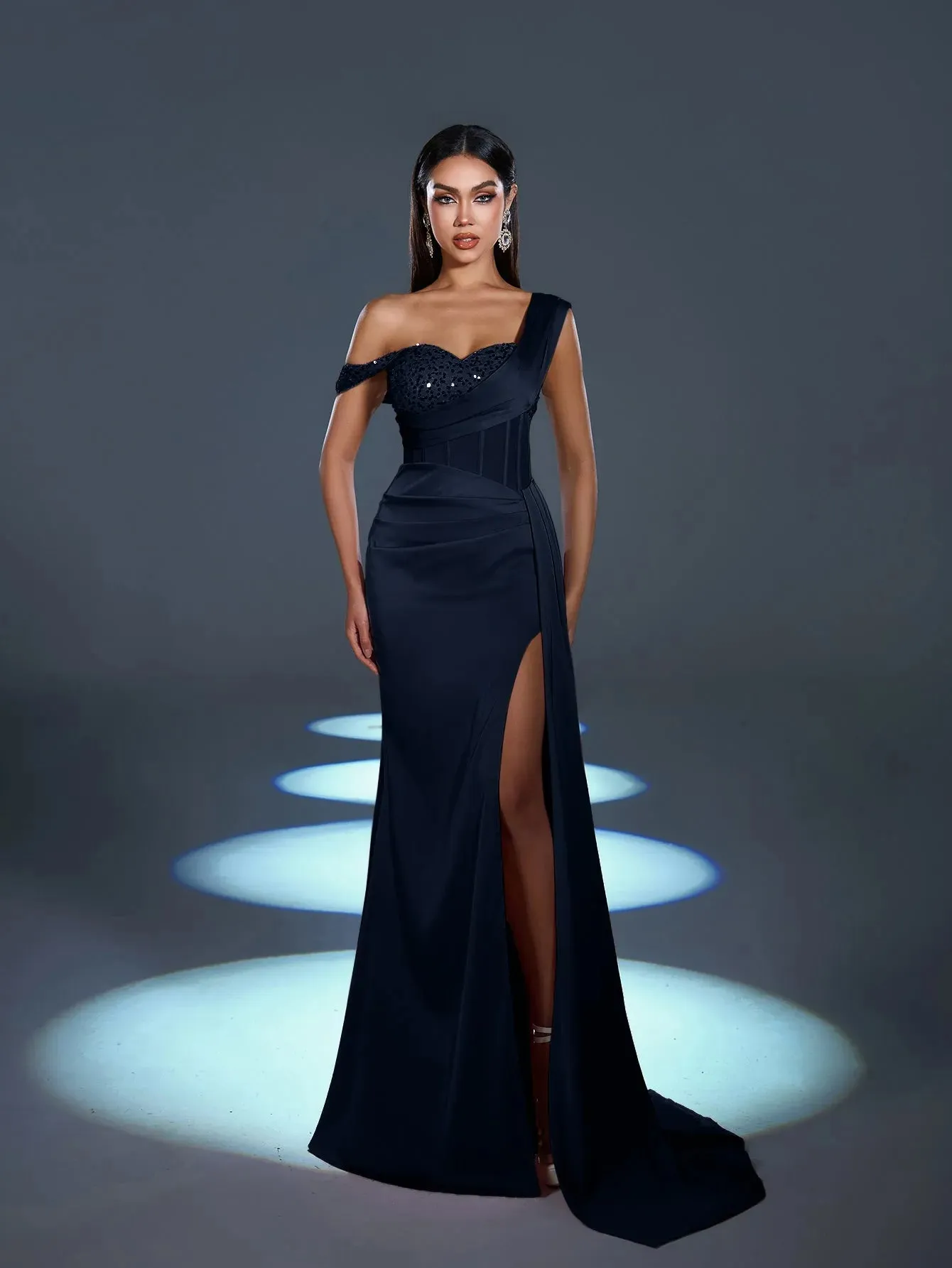 Elegant Asymmetrical Neck Split Mermaid Hem Satin Evening Dress