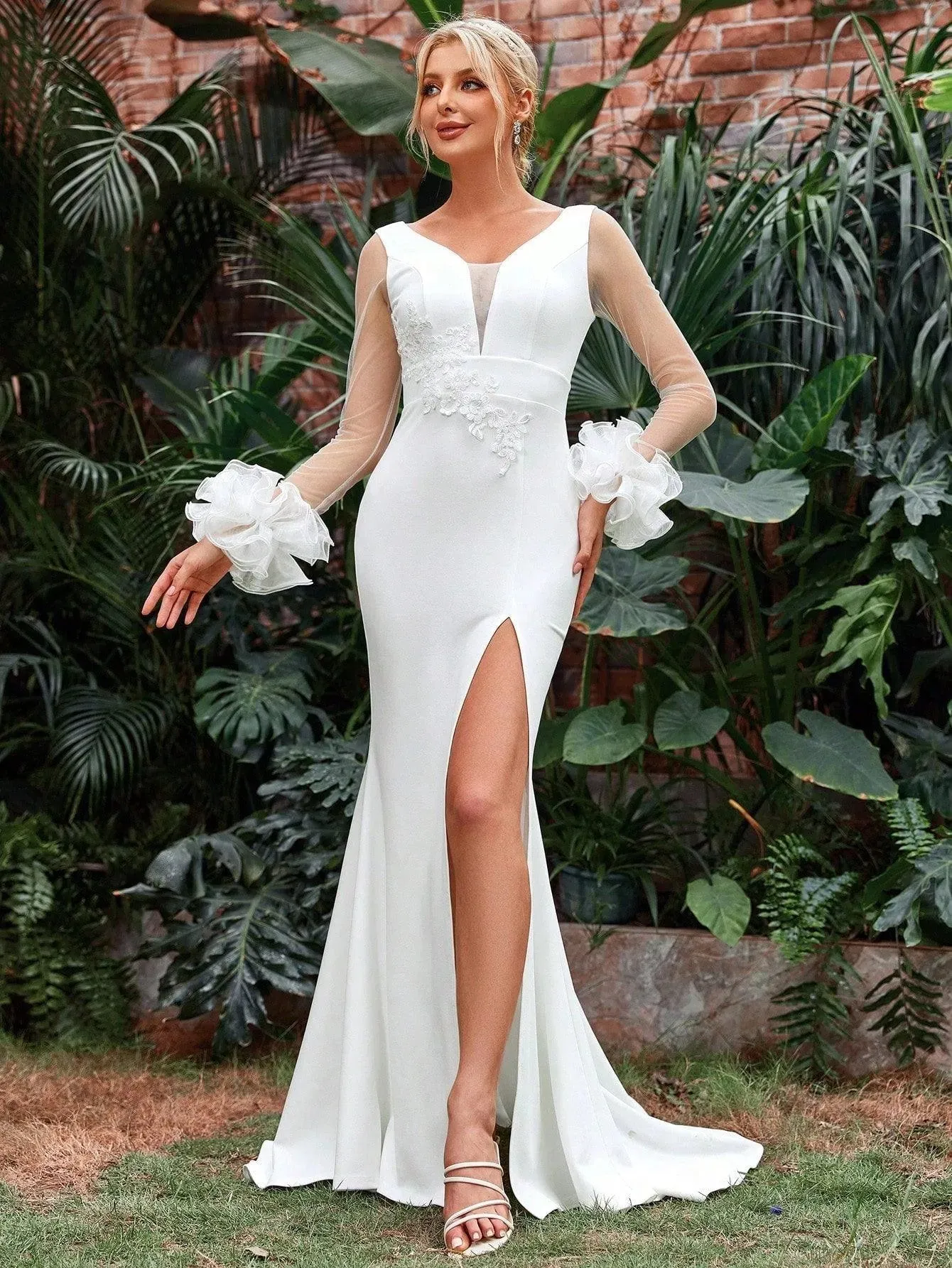 Elegant Split Thigh Mermaid Hem Wedding Dresses