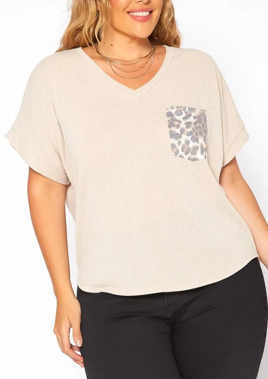 Hi Curvy Plus Size Leopard Pocket Hem V Neck Shirt