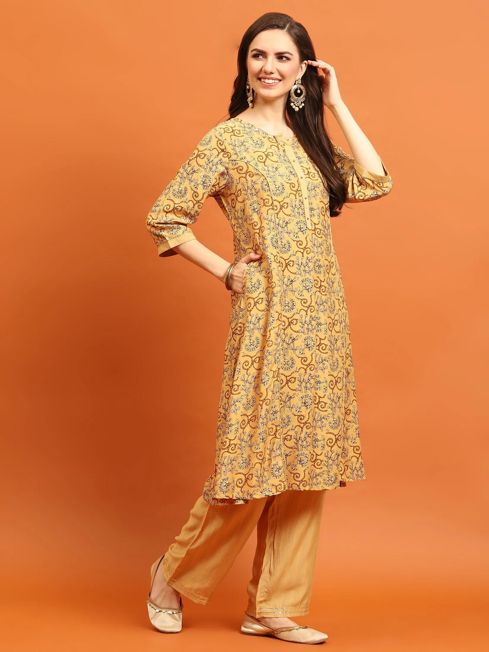 Indiessence Women Yellow Floral Printed Kurta Comfort Pant Dupatta