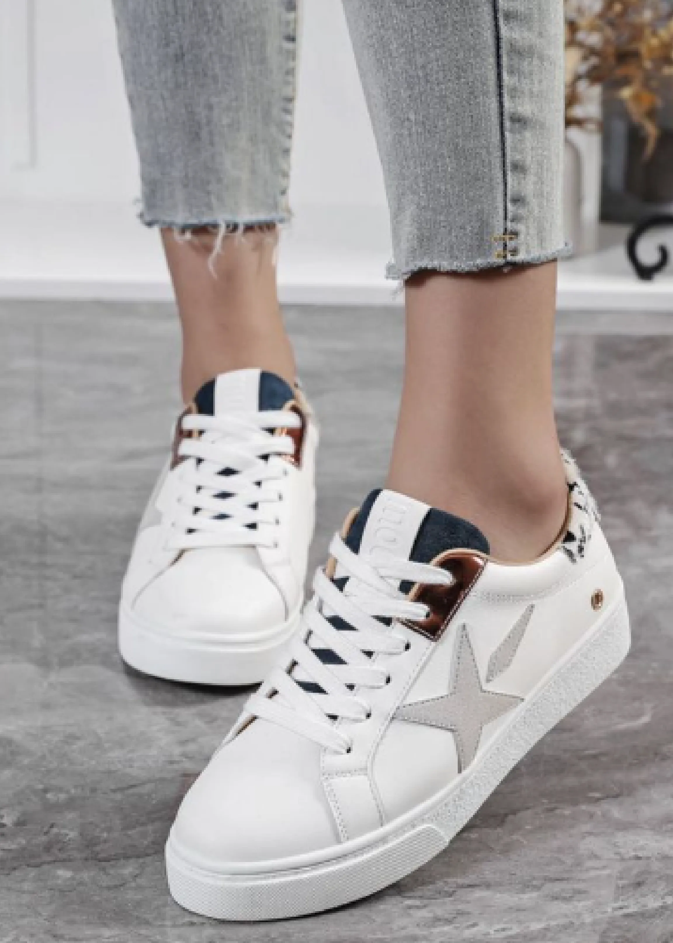 Nell White Star Applique Trainers