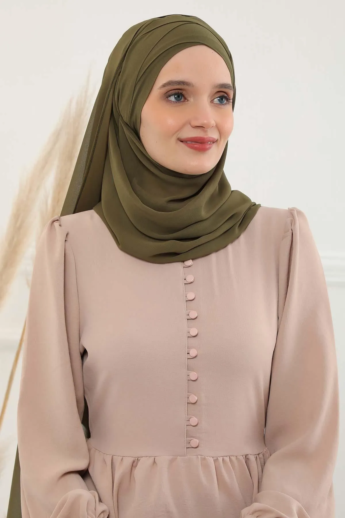 Premium Chiffon Shawl Hijab for Everyday Wear, Lightweight Breathable Women's Headscarf, Soft Chiffon Hijab Scarf for Women,CPS-15