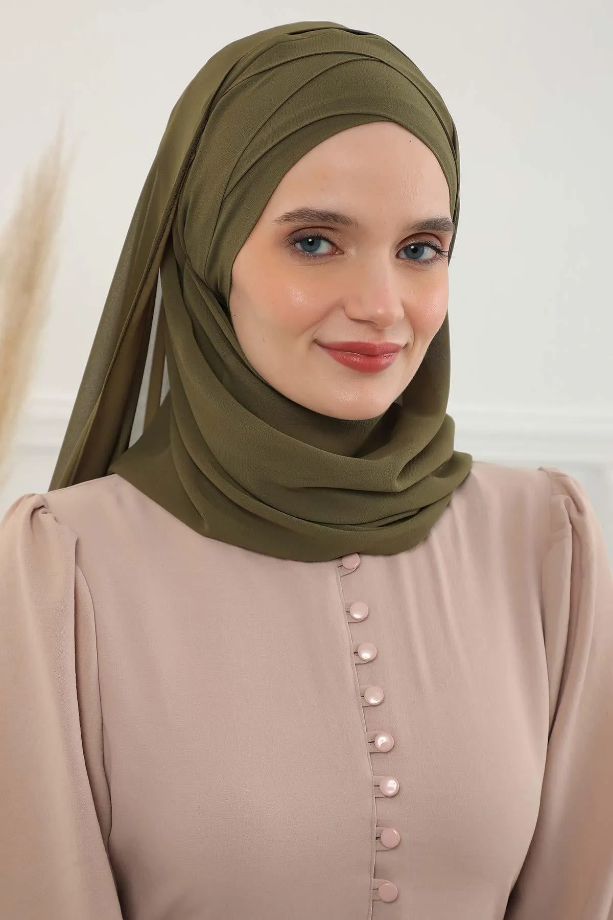 Premium Chiffon Shawl Hijab for Everyday Wear, Lightweight Breathable Women's Headscarf, Soft Chiffon Hijab Scarf for Women,CPS-15