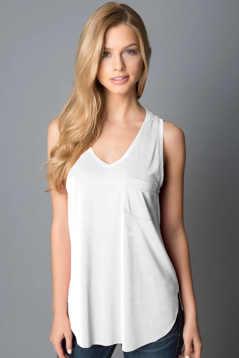 V-NECK POCKET TANK | WHITE